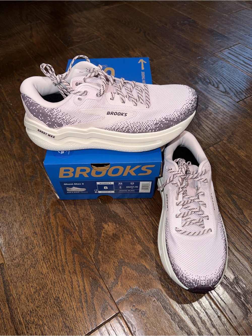 Brooks Ghost Max 2 Women's Athletic Running Shoes - Size 8 BRAND NEW
